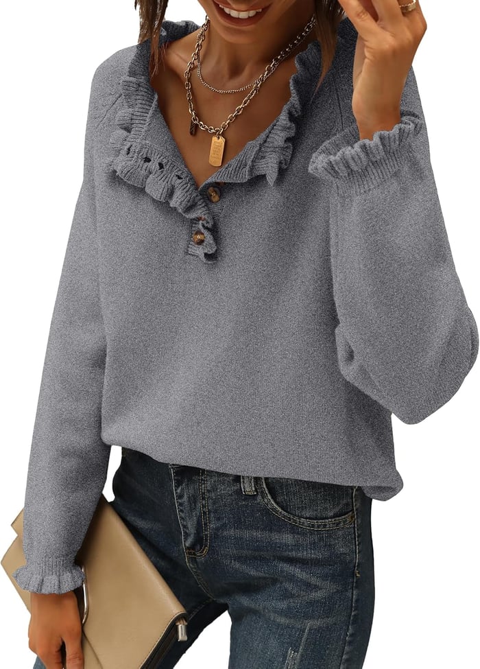 Suzan - knitted sweater with ruffle trim