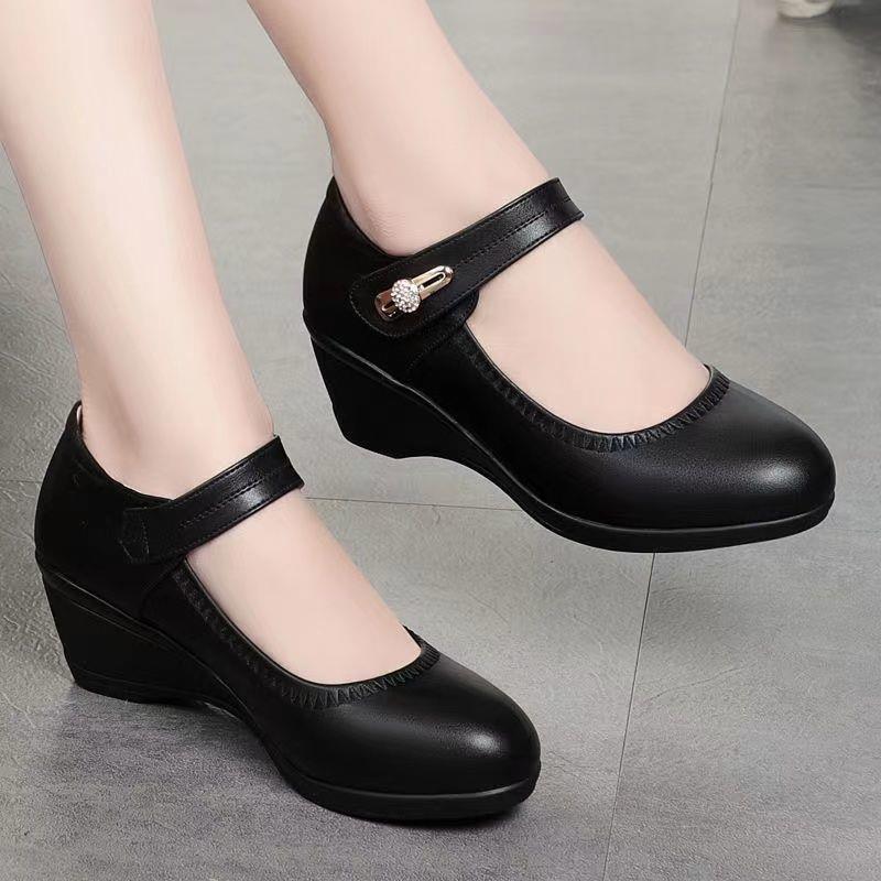 Orthopro Orthopedic Heeled Shoes