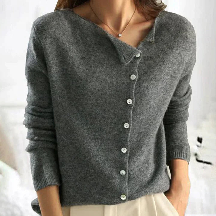 Johanna – Elegant Sweater with Buttons