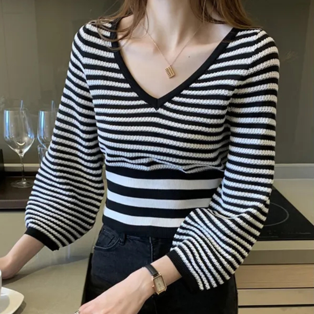 HAZELTON – Casual Women's Striped Shirt