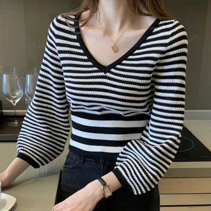 HAZELTON – Casual Women's Striped Shirt