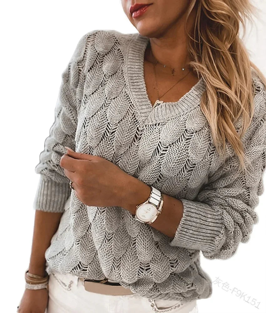 Lindegaar  Knitted sweater with lace pattern