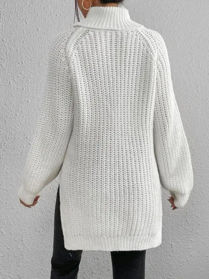 QueenStrick Turtleneck sweater