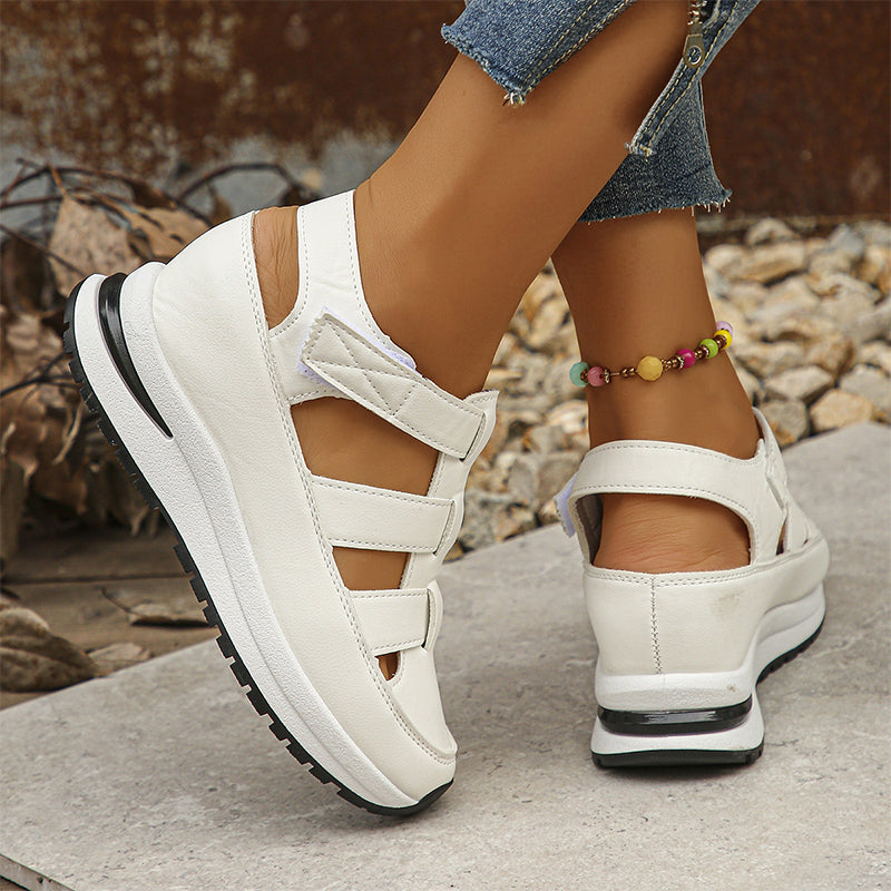 Sienna | Closed-toe urban sandals