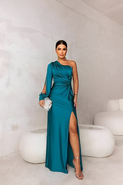 Natalia Elegant dress - Stylish sophistication