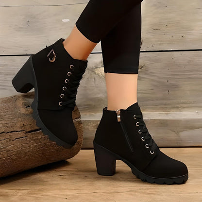 Chelsea - Fashionable Heeled Boots